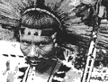 [挿絵] 祭りの装いをしているボロロ族の男
