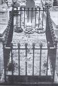 モンマルトル墓地のフーリエの墓